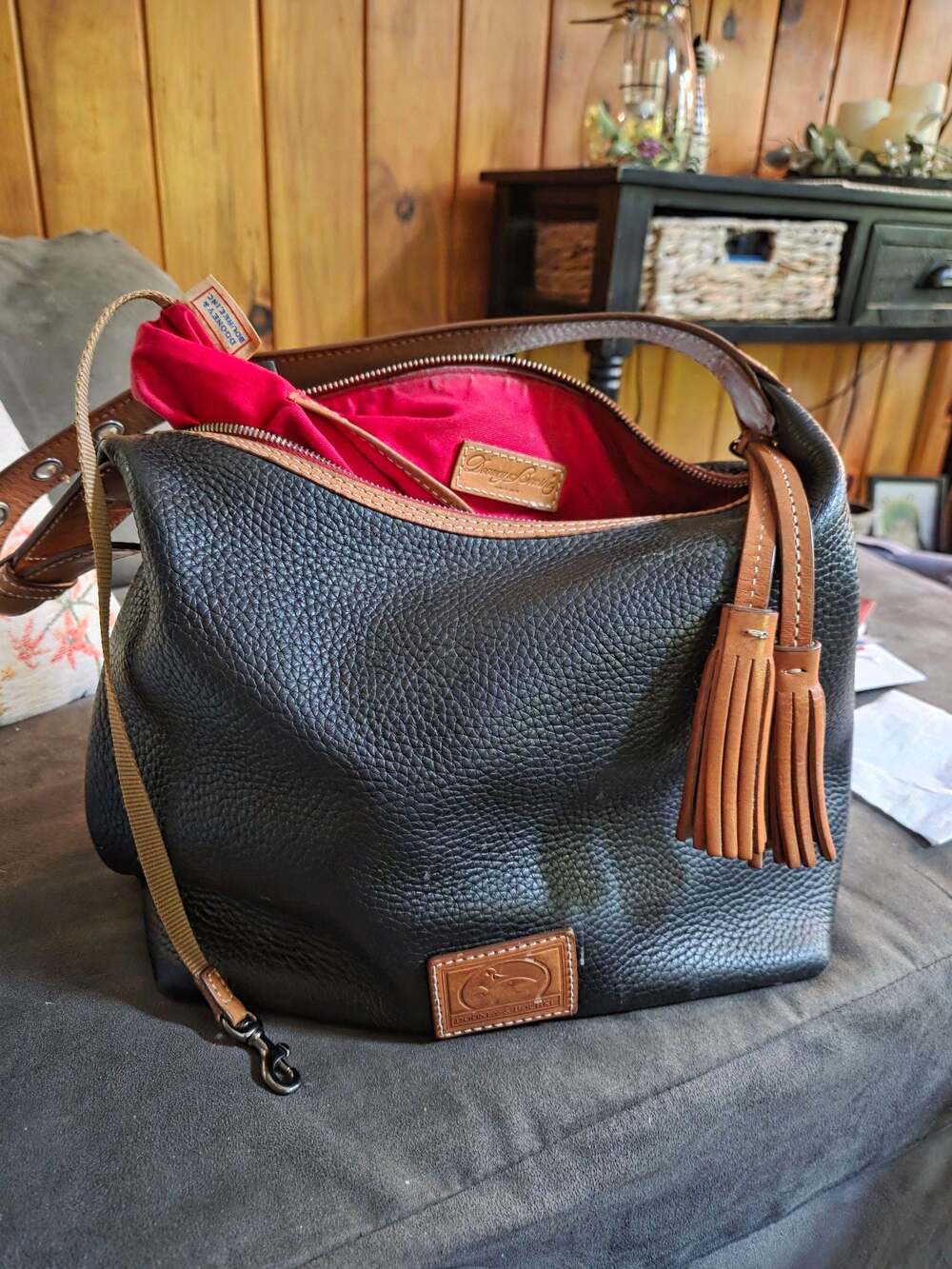 Dooney & Bourke Pebble Grain Leather Paige Sac Hobo Bag - Picture 3 of 4